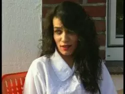 Dominanter Mann wichst braunhaarigem versautem Luder ins Gesicht