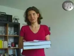 Scharfe Hausmama beim genüsslichen Solosex